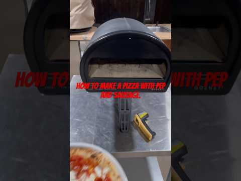 Making of the pep and sausage pizza. #pizzanight #pizzarecipe #pizza