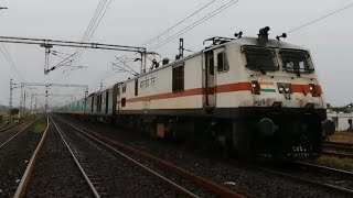 preview picture of video '" Silent killer "  HOG connected Tirupati - Jammu Tawi HumSafar Exress Running with Lalgudda WAP7 |'