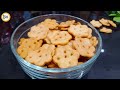 Salt Crackers Salt Cookies Eggless Without Butter Recipe By Tasty Food Soda Saltine Crackers