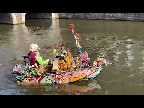 Melody from Ukraine composer Myroslav Skoryk played by Reinier Sijpkins, Amsterdam 29/3/22