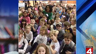 Rhonda Walker visits Francis Higgins Elementary