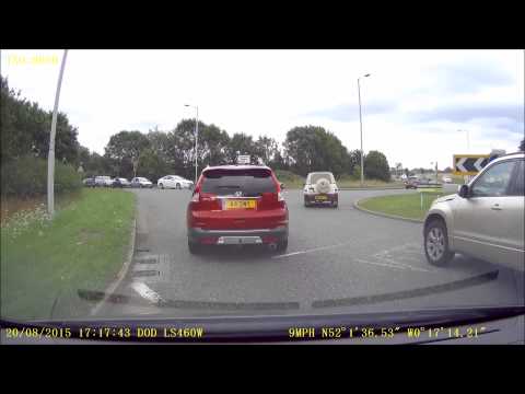 Roundabout Overtake Idiot