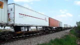 preview picture of video 'Westbound Intermodal, 05/22/2008'
