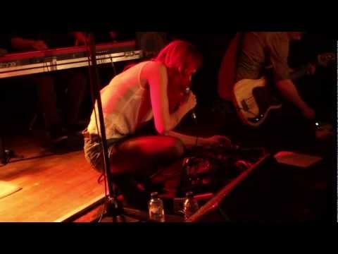 Ming's Pretty Heroes - Moss (Live in Popfrontcafé / Hedon)