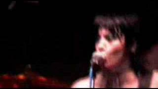 Love is all around - Joan Jett and The Blackhearts
