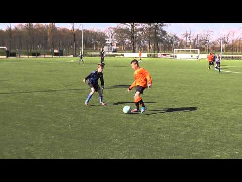 20 april 2013 PVC E2 - VV De Meern E5 com 6-3 actie Daan