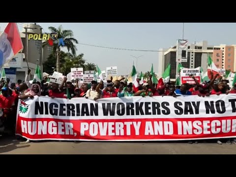 VOA : NIGERIA ALAMI KRISIS EKONOMI TERBURUK DALAM SATU GENERASI