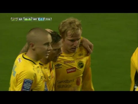 Simon Lundevall placerar kyligt in 2-1 för Elfsborg - TV4 Sport