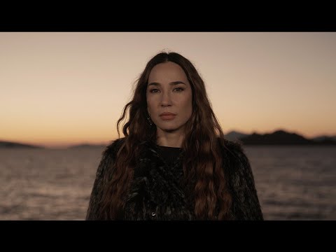 İpek Açar - Vurdum Kendimi Yalnıza