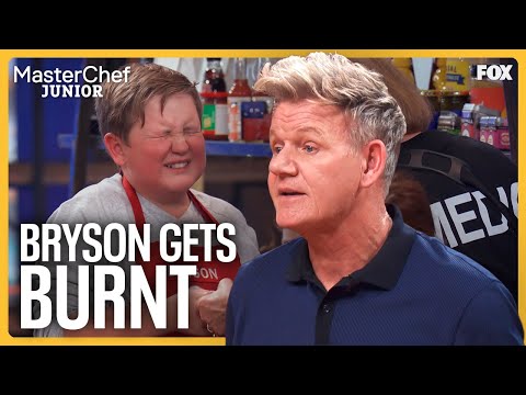 Chef Burns His Hand During Team Cooking Challenge | MasterChef Junior