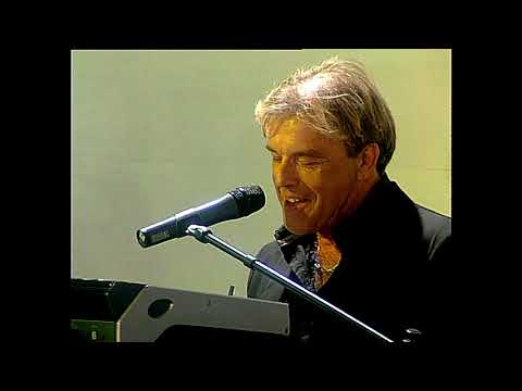 Stefano Borgia - Portati via (live al piano) - da MilleVoci 2015 ©