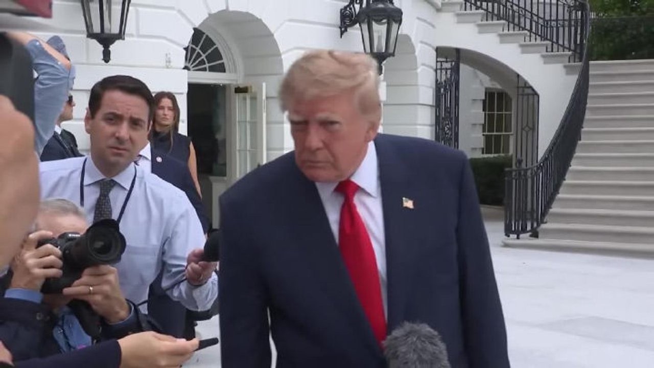 Trump sulla guerra in Ucraina: Serve un nuovo Presidente a Kiev per accordo di pace con la Russia