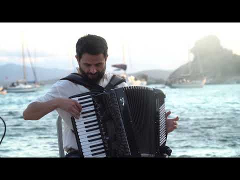 Video Cartoline da Isole che Parlano di musica: Redi Hasa/Rocco Nigro - The Stolen Cello - Spargi
