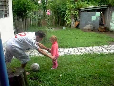 download lagu mp3 mp4 Ari Mestre, download lagu Ari Mestre gratis, unduh video klip Ari Mestre