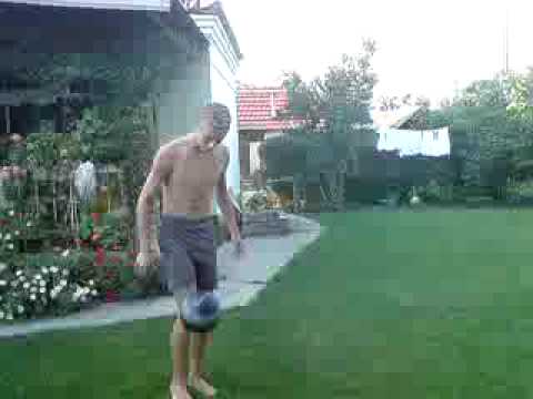 Uros Lukic....zezanje...