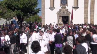 preview picture of video 'Procissão da Festa de Nª Srª dos Altos Céus - Lousa, 16 de Maio de 2010.'