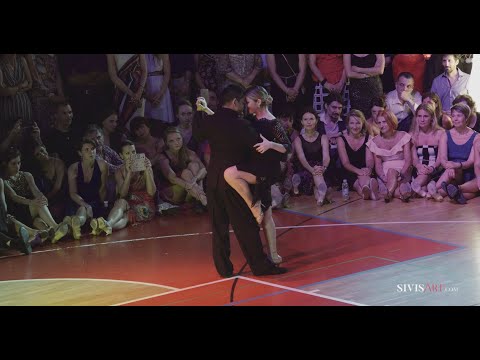 Carlitos Espinoza & Noelia Hurtado "Gallo Ciego" by Sivis'Art