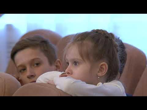 Молодые семьи Курска получили сертификаты на покупку жилья