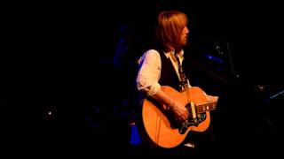 To Find A Friend - Tom Petty &amp; The Heartbreakers - KCSN Benefit - Northridge, CA - 10/29/11