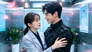 Elevator Falls,Poor Girl Clung Tightly To The Cold CEO, He Was Instantly Smitten!