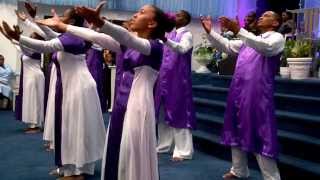 Azaliah Dance Ministry &#39; Turning Around for Me&#39; ~ Vashawn Mitchell