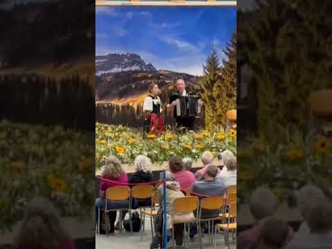 Glücklich sy! (Ernst Sommer) Jodelduett Brenda Morgenthaler & Othmar Steffen am Jodlerfest Langnau