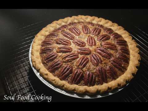 The BEST Southern Pecan Pie Recipe (Authentic and Classic)