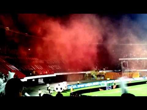 "hinchada cúcuta deportivo" Barra: La Banda del Indio • Club: Cúcuta