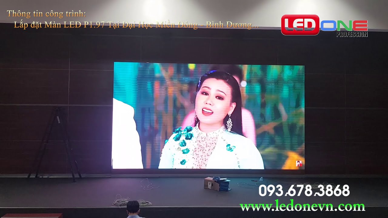 Trường Đại Học Công Nghệ Miền Đông | Ledone thi công dự án thầu màn hình LED P1.97 phòng Hội trường