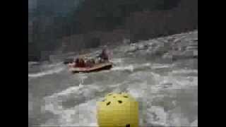 preview picture of video 'Kullu-Manali Adventure Sports White Water River Beas Rafting ACPCE'