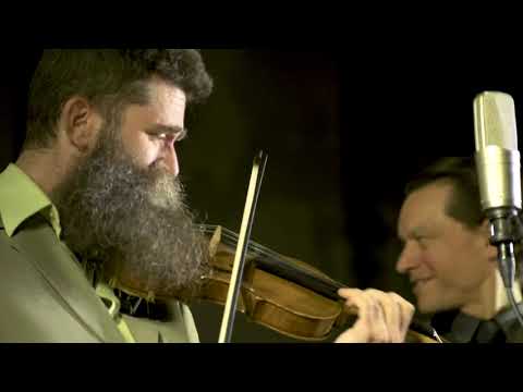 The Lovestruck Balladeers play The Black and White Rag