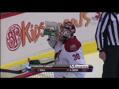 Canucks Vs Coyotes - Alex Burrows 1-0 Goal - 03.30.10 - HD