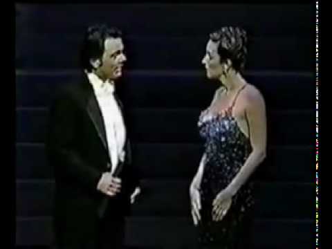 Julia Murney- People