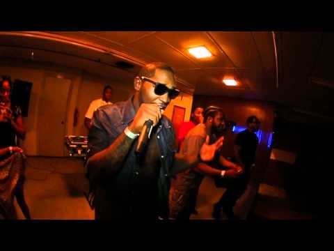 LSE-Big Dog Swervin (Live Performance)