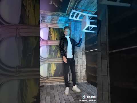 YouTube Thumbnail