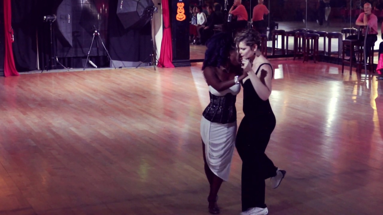 Yelizaveta Nersesova & Lauren Woods: Carlos Di Sarli - Viviano