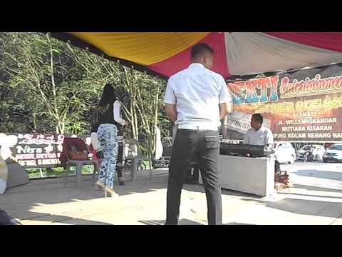 Suci sitorus feat azwar cover geruwa