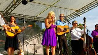 Rhonda Vincent and the Rage  / All American Bluegrass Girl