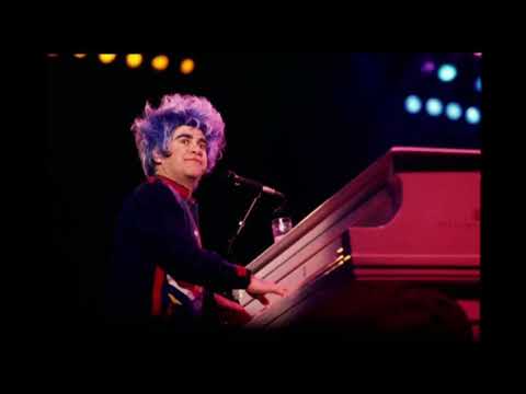 6. Philadelphia Freedom (Elton John - Blazed In Barcelona: 3/4/1986)