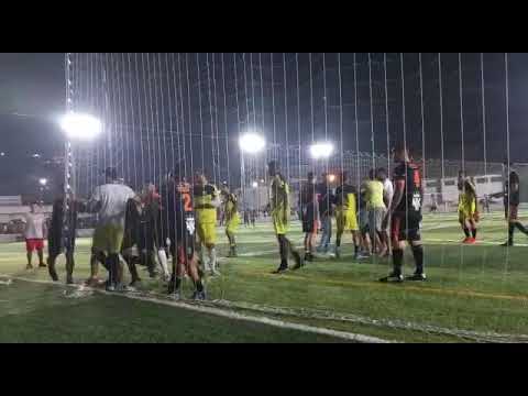 Jogadores saem no tapa em jogo de futebol amador em Brusque