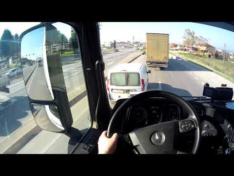Pov driving mercedes actros 1845 - conduciendo un camión