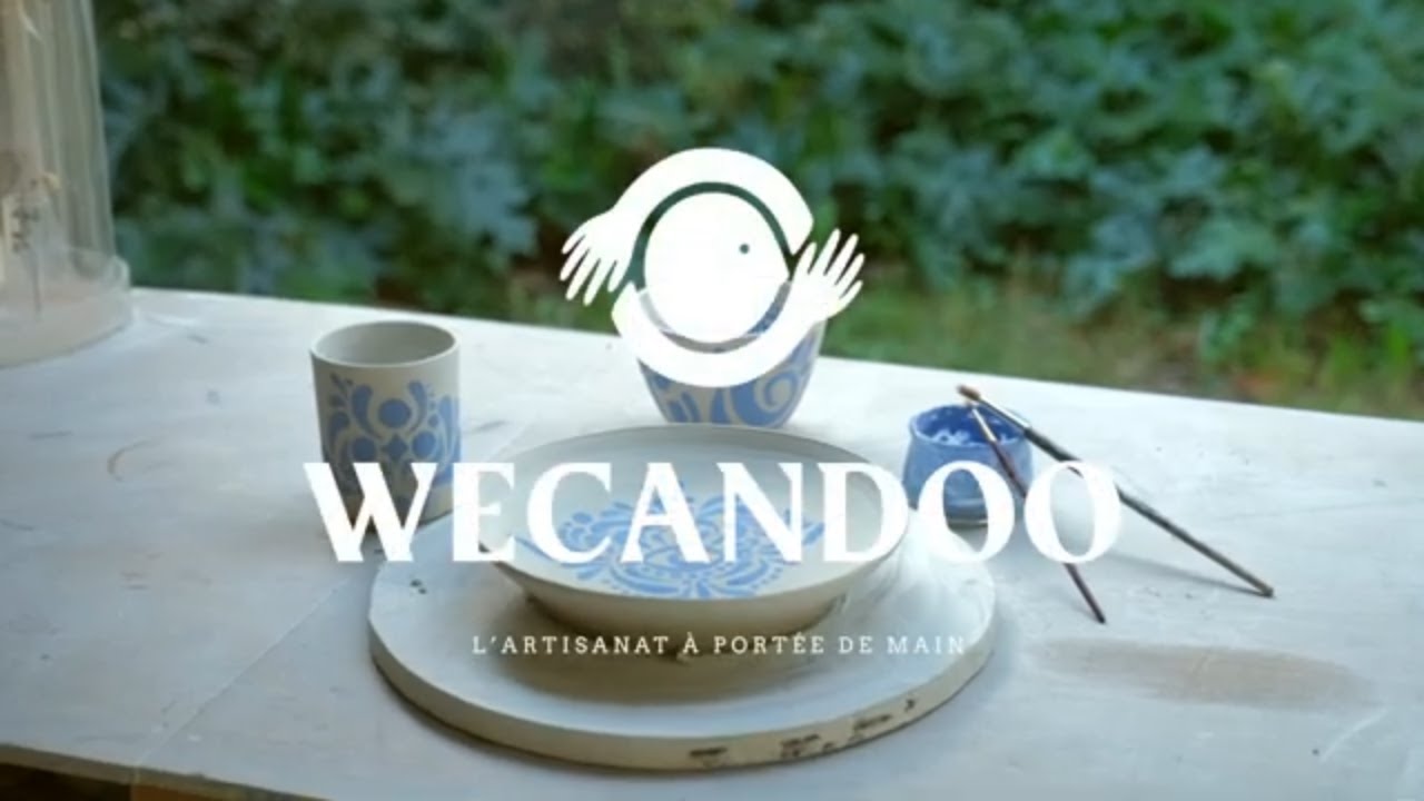 Tournez deux belles pièces en céramique - Vidéo