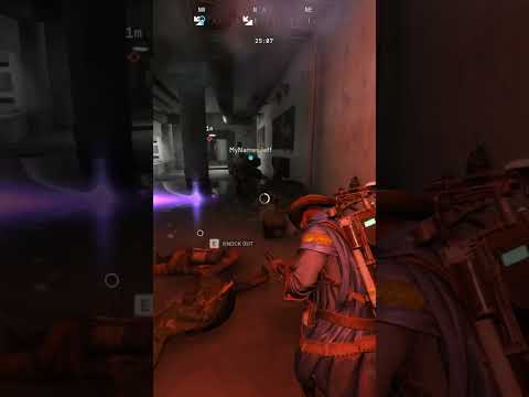 Just a little bandage mid fight                             #ARCRaiders #pcgaming #consolegaming