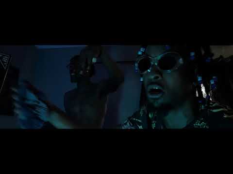 El Flipoo Music Video