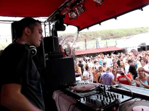 Ferry Tayle @ Luminosity Beach Event  03-07-2010 Part 3
