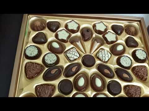 Lindt Swiss Luxury Collection (yummy!😋)