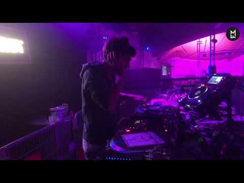 Col J - Dehors Brut Indoor x Vryche House - House