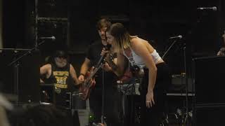 Cassadee Pope - How You Love Me Now (Live Warped Tour - Atlanta 31/7/18)