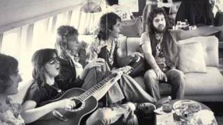 Denny Laine &amp; Paul McCartney talk about Famous Groupies &amp; Deliver Your Children