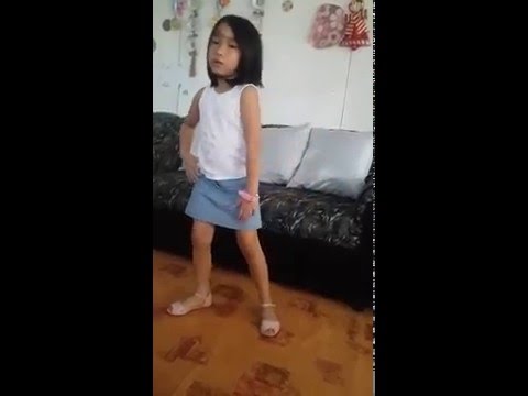 Twerk it like Miley dance cover by sophia 